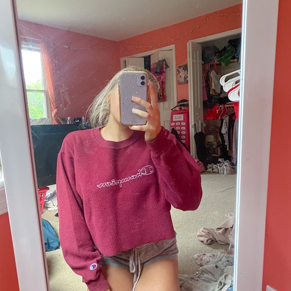 cropped champion sweatshirt - Picture 1 of 4